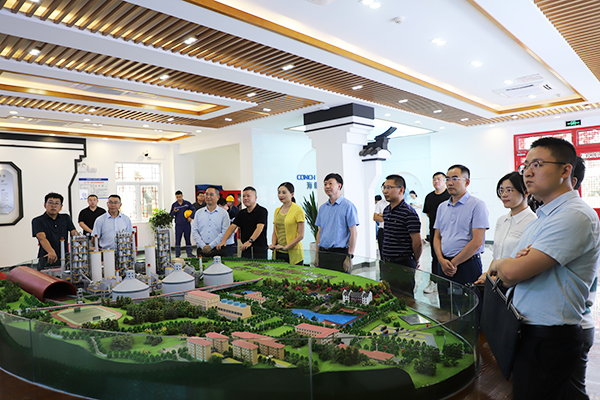 1627281803481820.jpg 附件1:參觀(guān)展廳.JPG