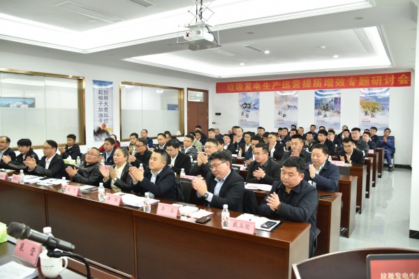 1740384588359633.jpg 鼓掌(1).jpg